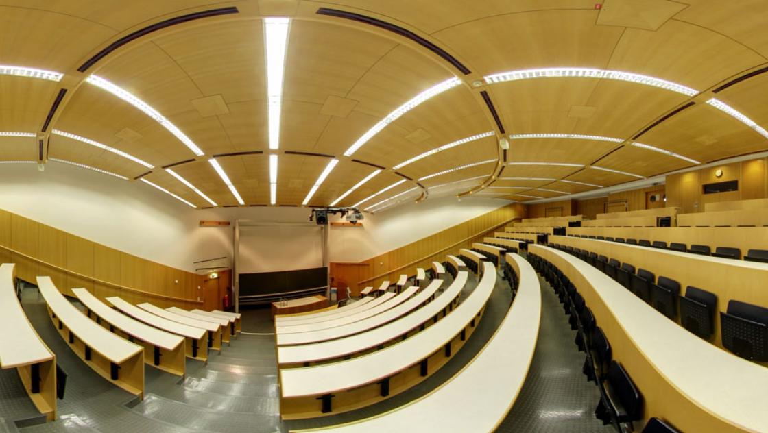 Leerer Hörsaal