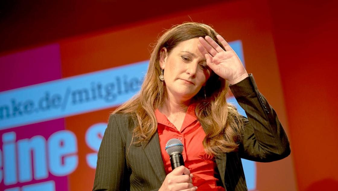 Die Ko-Vositzende der Linkspartei, Janine Wissler, am Abend der Bundestagswahl, 26.9.2021 (IMAGO / Mike Schmidt)