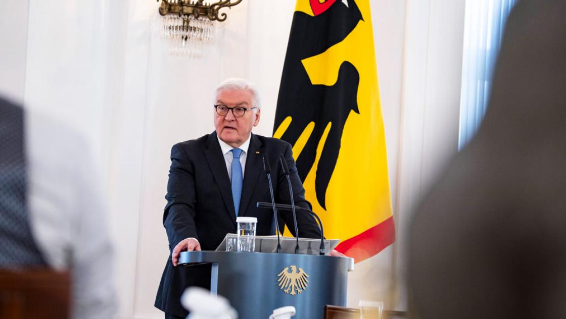 Bundespräsident Frank-Walter Steinemeier im Schloss Bellevue in Berlin, 19.01.2022 (IMAGO / Emmanuele Contini)