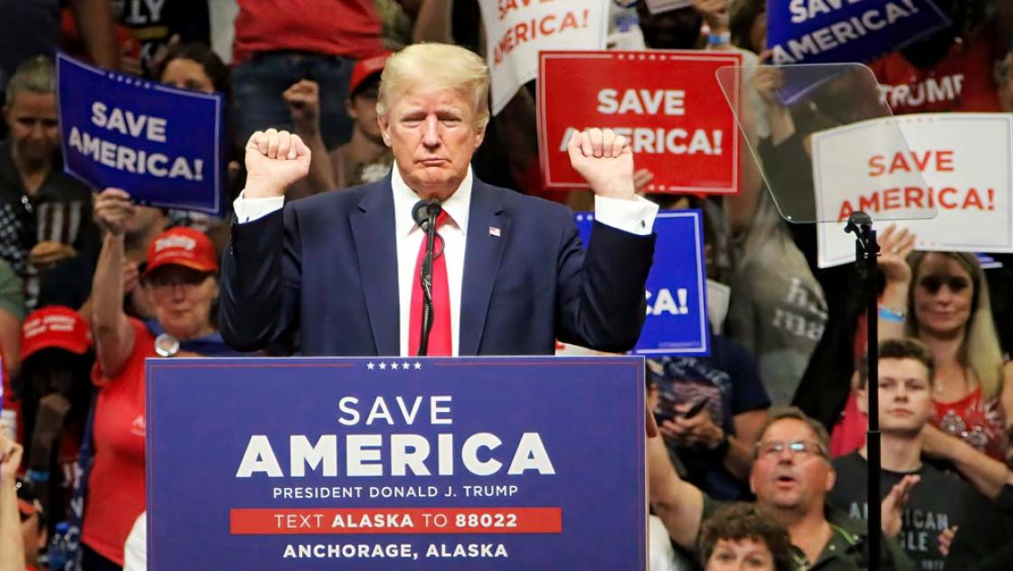 Donald Trump bei einer Wahlkampfveranstaltung in Anchorage, Alaska, 9.7.2022 (IMAGO/ZUMA Wire) Donald Trump bei einer Wahlkampfveranstaltung in Anchorage, Alaska, 9.7.2022 (IMAGO/ZUMA Wire)