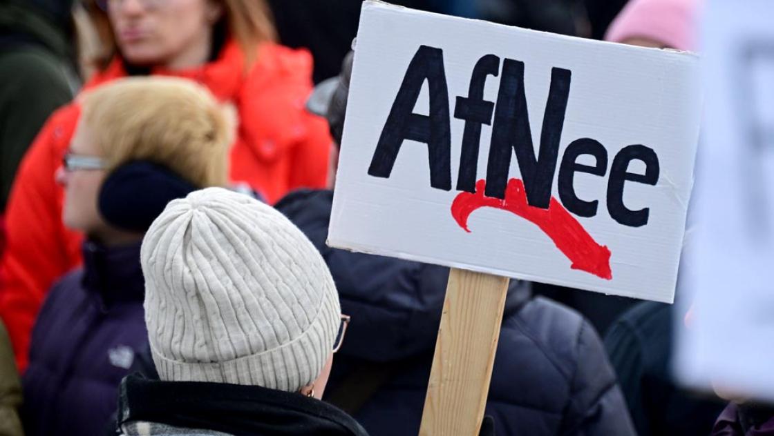 Bei einer Demonstration unter dem Motto »Zusammen gegen Rechts! AfD Verbot jetzt« in Chemnitz, 21.1.24 (IMAGO / Wolfgang Schmidt) 