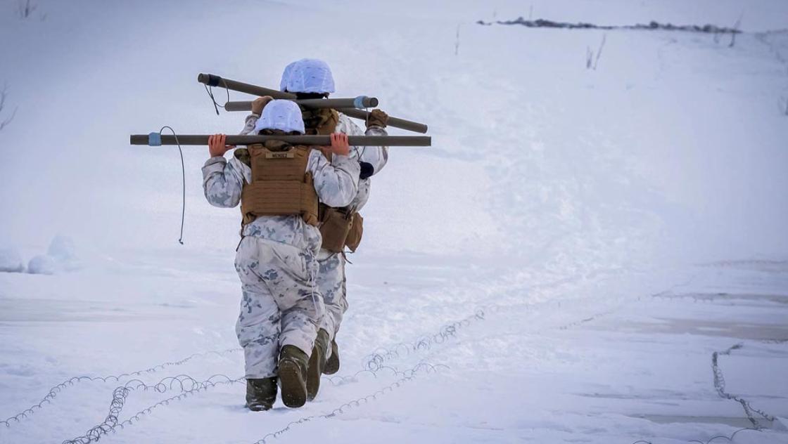 Soldat:innen bereiten sich in Norwegen auf die NATO-Übung Nordic Response vor, 25.2.2024 (IMAGO / ZUMA Press Wire / U.S. Marines)