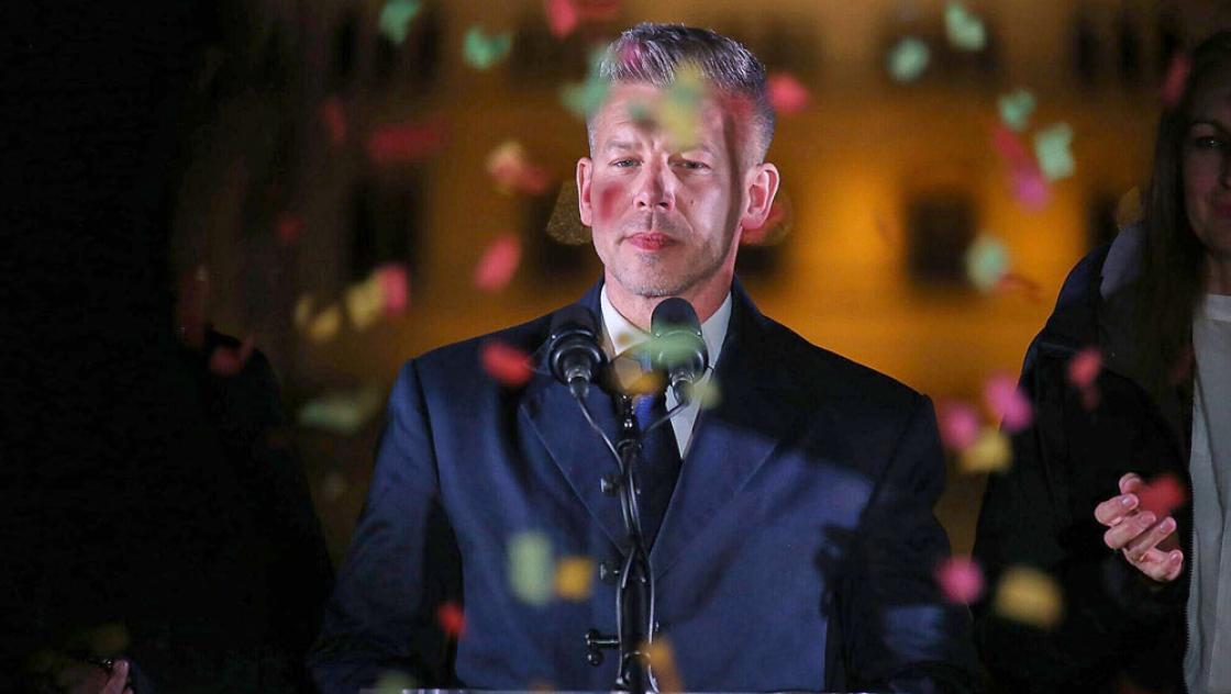 Péter Magyar am Abend auf der Wahlparty der Tisza-Partei in Budapest, 12.4.2026 (IMAGO / dts Nachrichtenagentur)
