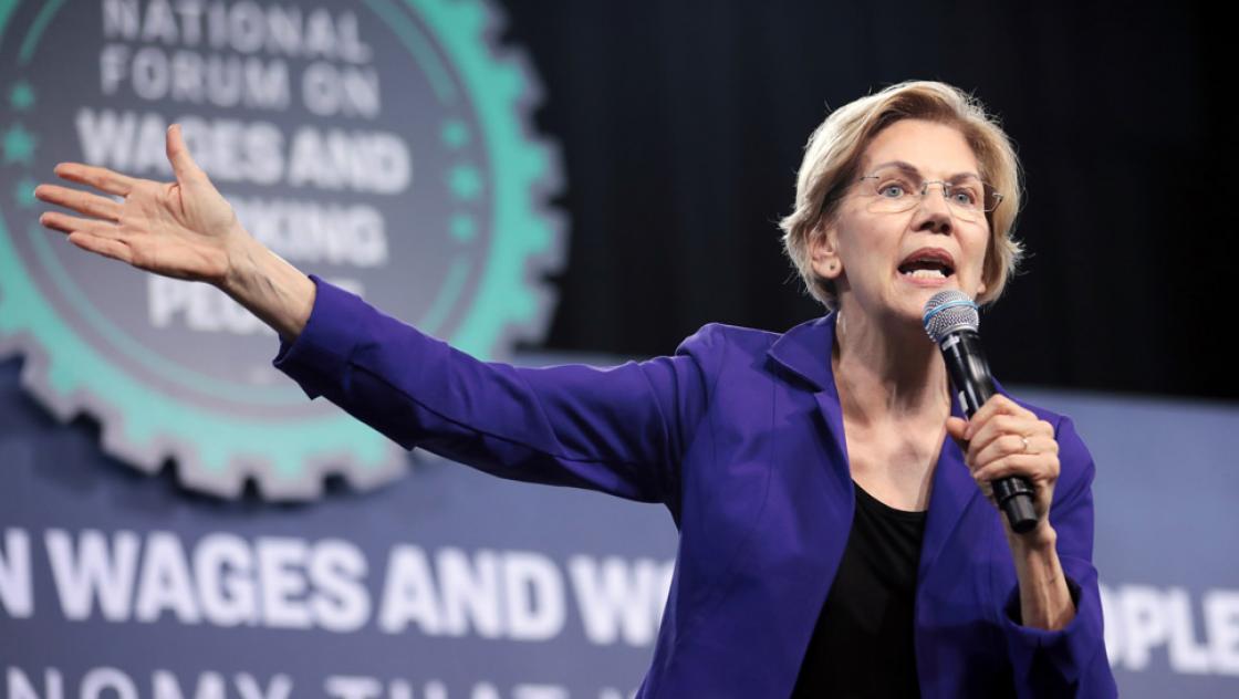 Elizabeth Warren bei einem Wahlkampfauftritt