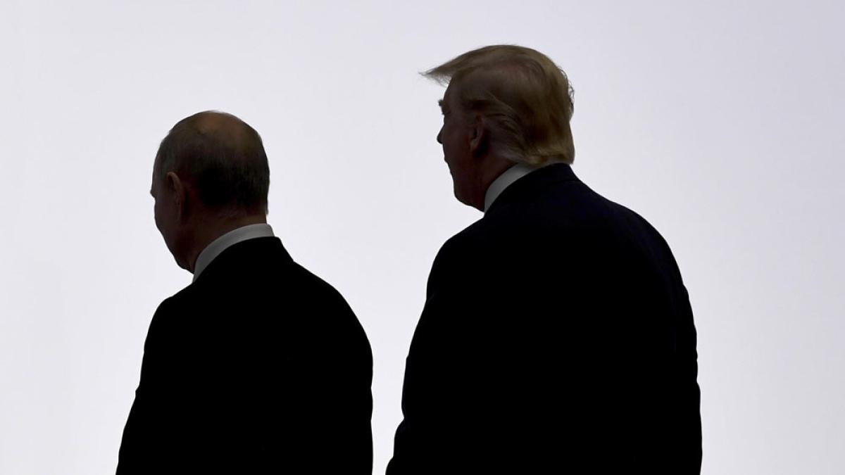 Der damalige Präsident der Vereinigten Staaten von Amerika, Donald Trump (rechts), und der russische Präsident, Wladimir Putin, beim G20-Gipfel in Osaka, Japan, 28.6.2019 (IMAGO / AAP)