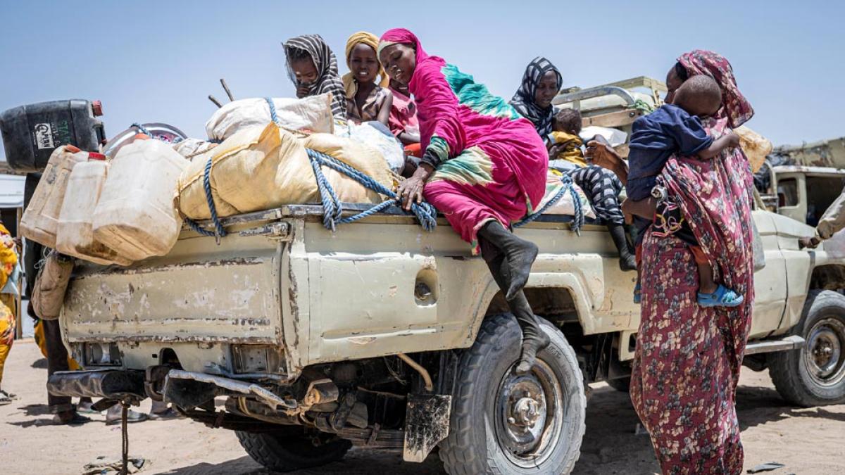 Sudanesische Flüchtlinge an der Grenze in der tschadischen Stadt Tine, 26.6.2025 (IMAGO / Xinhua)