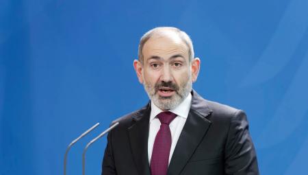Der Ministerpräsidenten der Republik Armenien, Nikol Paschinjan, bei seinem Pressestatement vor dem gemeinsamen Gespräch mit der Bundeskanzlerin im Kanzleramt, Berlin, 13.2.2020
