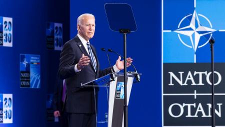 US-Präsident Joe Biden während einer Pressekonferenz nach dem NATO-Gipfel in Brüssel 14.6.2021, (IMAGO / Le Pictorium)