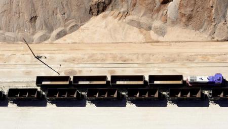 Luftaufnahme einer Sandmine bei San Antonio in Texas / USA (IMAGO / Westend61)