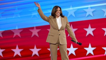 Kamala Harris auf dem Parteitag der Demokratischen Partei in Chicago, 20.8.2024 (IMAGO / ZUMA Press Wire / Chris Sweda)