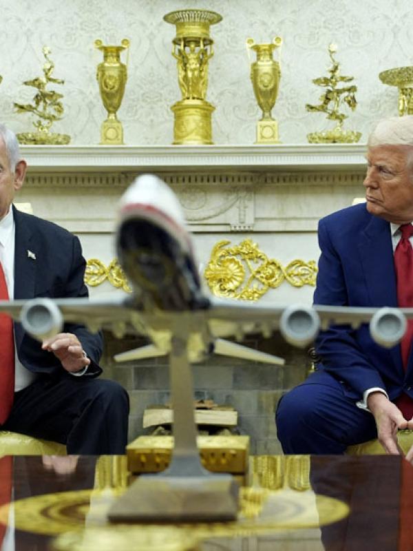 Benjamin Netanjahu und Donald Trump im Weißen Haus, 7.4.2025 (IMAGO / ABACAPRESS)