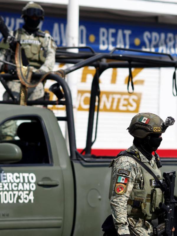 Mitglieder des mexikanischen Militärs in Guadalajara, 2.3.2026 (IMAGO / Anadolu Agency)