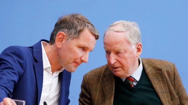 Björn Höcke, Vorsitzender AfD-Fraktion im Thüringer Landtag, Dr. Alexander Gauland, MdB, AfD-Bundessprecher, Deutschland, Berlin, Bundespressekonferenz, Thema: AfD - Auswirkungen der Landtagswahlen in Thüringen auf die Bundespolitik, 28.10.2019 