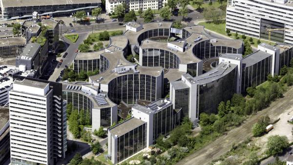 Im ehemaligen Thyssen Trade Center sind bis heute mehr als 300 Wohnungen entstanden, Düsseldorf, 9.6.2012 (IMAGO / imagebroker)
