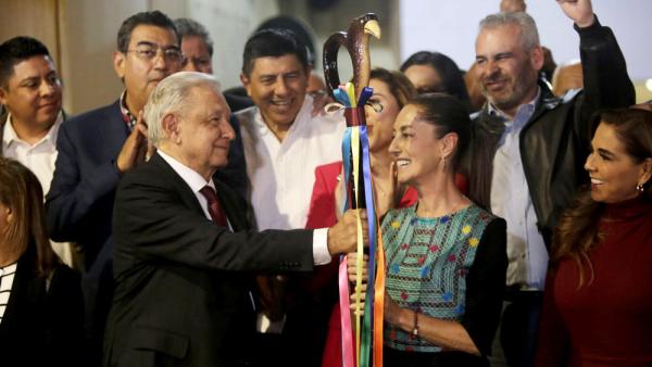 Andres Manuel Lopez Obrador übergibt den Staffelstab an Claudia Sheinbaum Pardo, 8.9.2023 (IMAGO / ZUMA Wire / Luis E. Salgado)