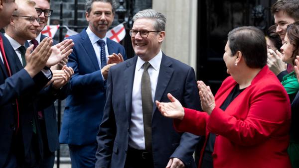 Keir Starmer nach der Wahl, London, 9.7.2024 (IMAGO / SOPA Images / Tejas Sandhu)