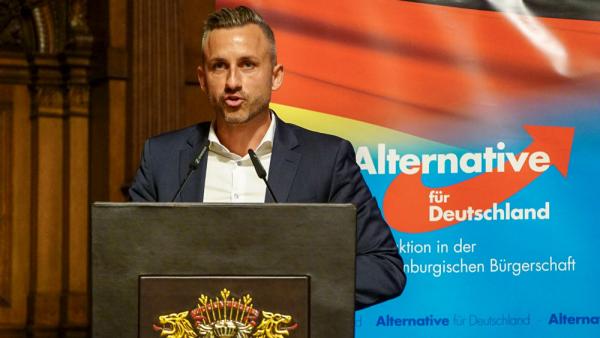 Der sach­sen-an­hal­ti­nische AfD-Spitzenkandidat Ulrich Siegmund in Hamburg, 11.8.2025 (IMAGO / BREUEL-BILD)