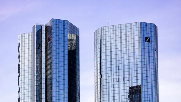 Der Deutsche Bank Tower in Frankfurt, 25.9.2019 (IMAGO / C. Hardt / Future Image)