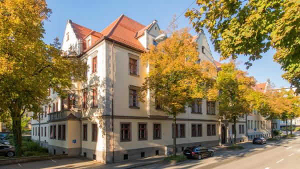 Sitz des IOS, Altes Finanzamt, Landshuter Straße in Regensburg. © IOS/www.klauskurz.de