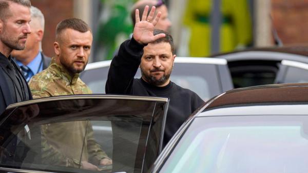 Wolodymyr Selenskyj bei der Verleihung des Internationalen Karlspreises zu Aachen an ihn und das ukrainische Volk, 14.5.2023 (IMAGO / Kirchner-Media)