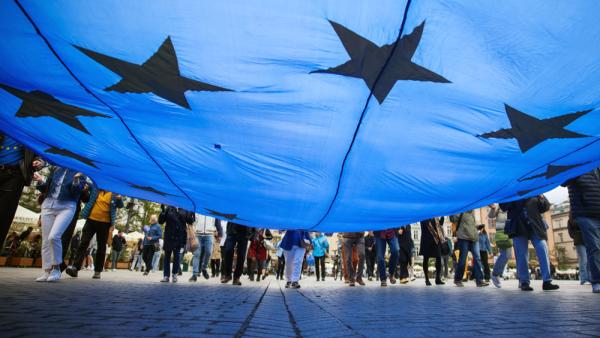 Eine Demo in Polen am Europatag, 9.5.2026 (IMAGO / ZUMA Press Wire)