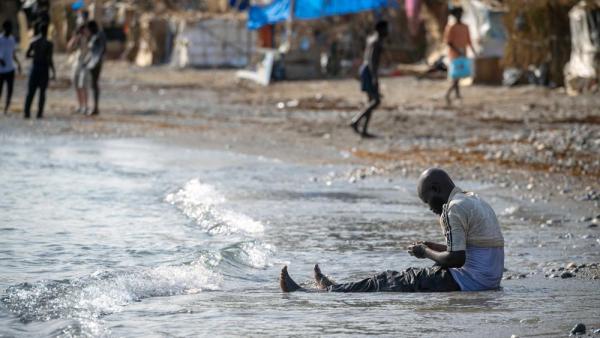 Auch Wochen nachdem Tausende Migranten nach Ceuta kamen, ist die humanitäre Lage katastrophal, 19.8.2026 (IMAGO / Europa Press)